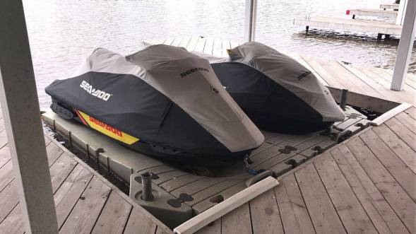 Понтон для гидроцикла