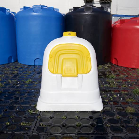 Домик для телёнка индивидуальный