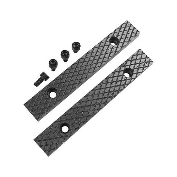 Губки сменные стальные для тисков слесарных 200 мм BERGER