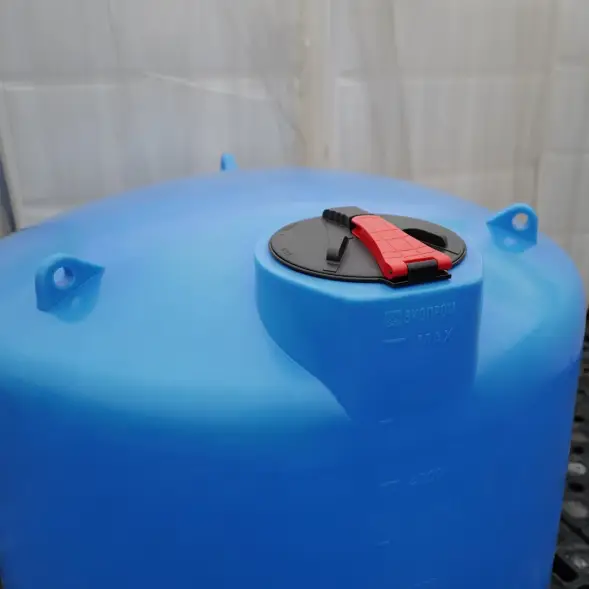 Емкость TRN 5000л с откидной крышкой синяя