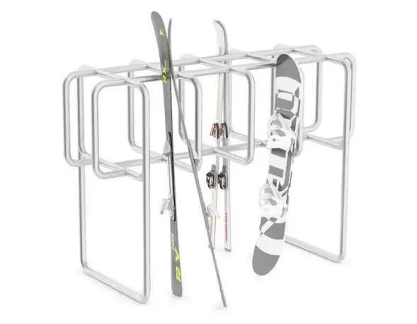 Подставка для лыж 02