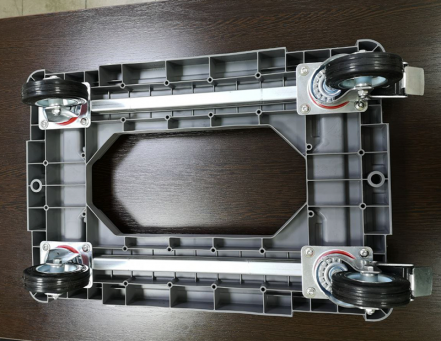 Пластиковая тележка 600х400 мм для ящиков (с отверстием) усиленная
