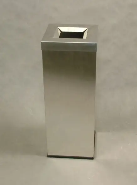 Урна Ладья-1, 300х300х830 мм, покраска, с емкостью 40 л